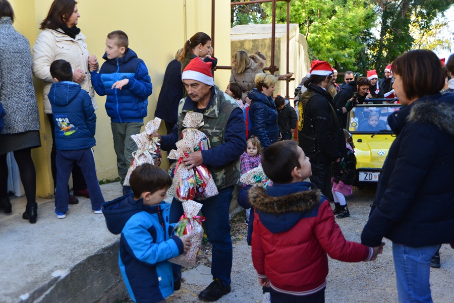 Zadarske Beštije posjetile mališane DV Latica, Foto: Iva Perinčić Zadarske Beštije posjetile mališane DV Latica, Foto: Iva Perinčić