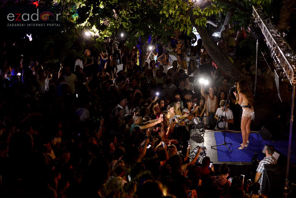 Severina Live @ Lounge & bar Ledana Severina Live @ Lounge & bar Ledana