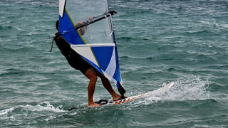 Kiteri i surferi uživali u jakom jugu