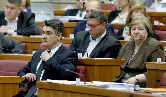 Zagreb – U Saboru je na prijedlog HDZ-a pocela rasprava o opozivu premijera Oreskovica. Zoran Milanovic. Photo: Patrik Macek/PIXSELL