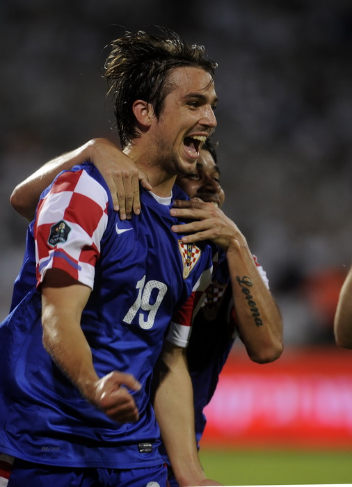 Tel Aviv, 091010.
Ramat-Gan Stadion.
Kvalifikacijska nogometna utakmica grupe F izmedju Izraela i Hrvatske za Euro 2012 u Poljskoj i Ukrajini.
Na slici: slavlje Nike Kranjcara nakon gola.
Foto: Drago Sopta / CROPIX