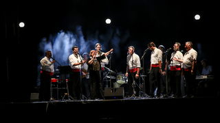 Zorica Kondža i klapa Cambi @ bazen Ilirije u Biogradu