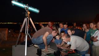 Potpuna pomrcina mjeseca Potpuna pomrcina mjeseca