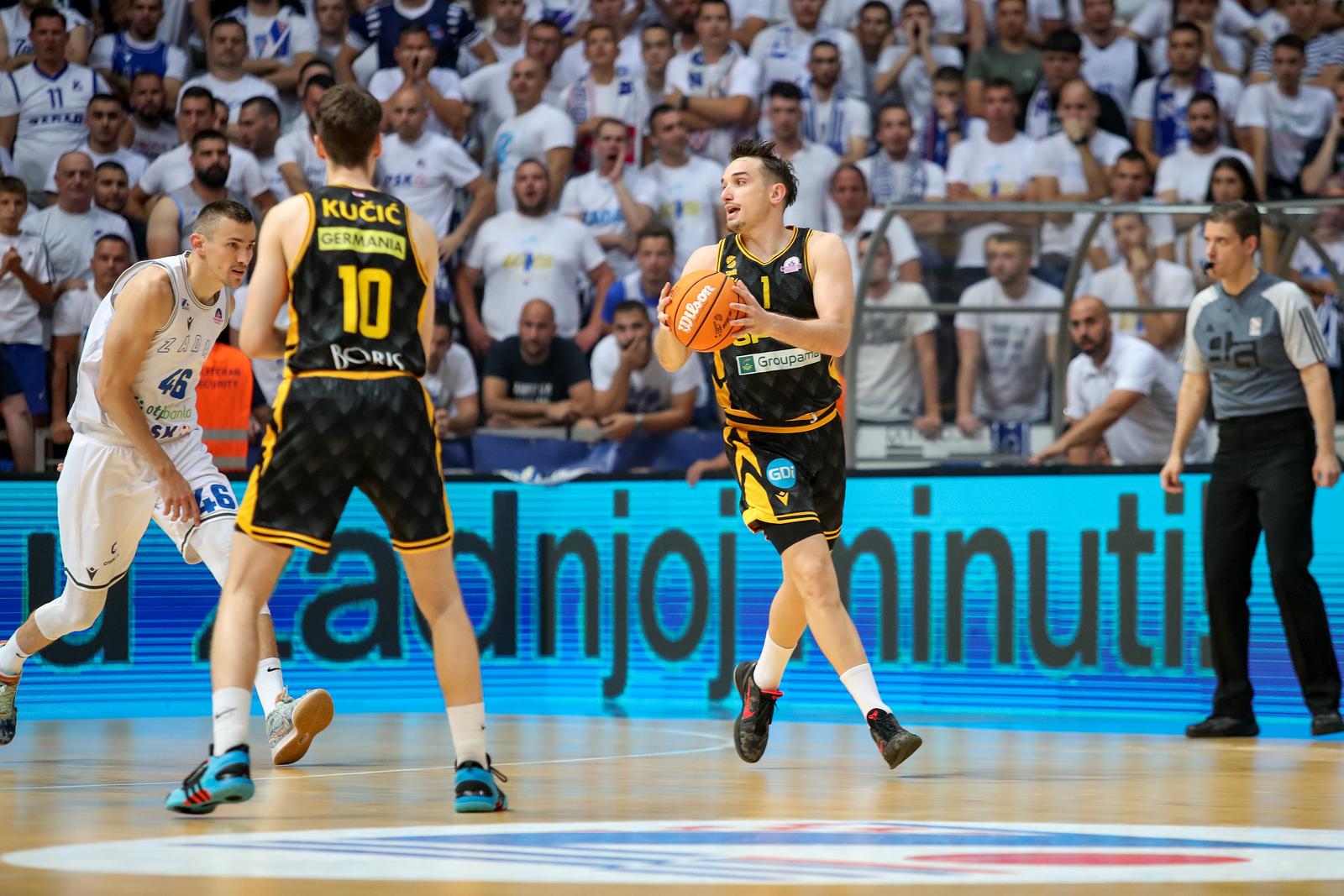 Favbet Premijer liga, finale doigravanja, 5. utakmica: KK Zadar – KK Split 93-66 Favbet Premijer liga, finale doigravanja, 5. utakmica: KK Zadar – KK Split 93-66