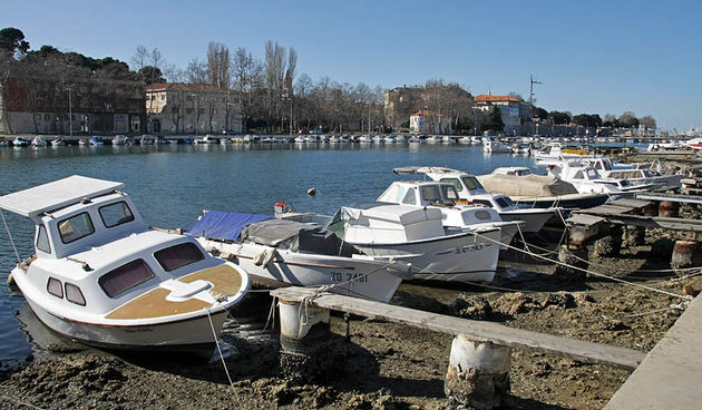 Oseka u Zadru more se povuklo nekih 50-ak cm