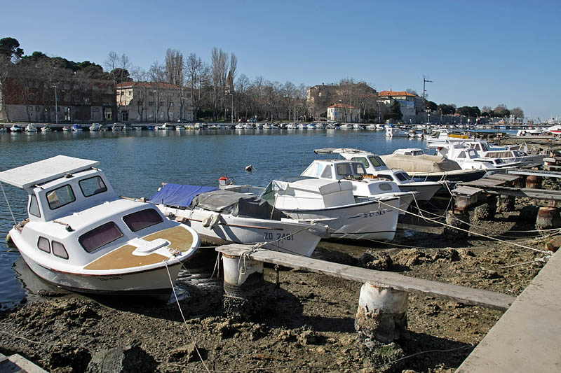 Oseka u Zadru more se povuklo nekih 50-ak cm