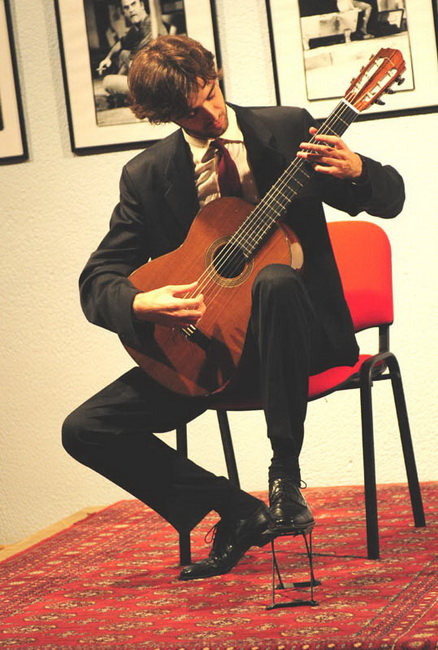 Mladi gitarist Petrit Ceku u HNK Zadar