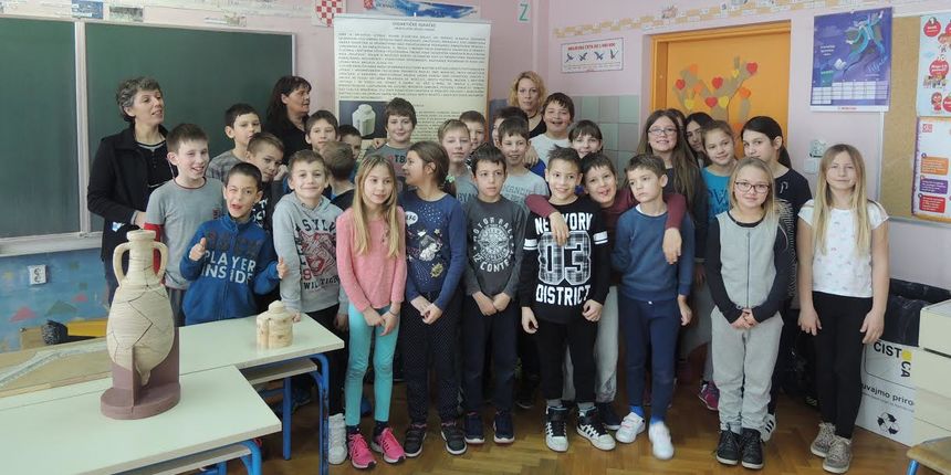 Gostovanje Arheološkog muzeja Zadar u O.Š. Valentin Klarin u Preku