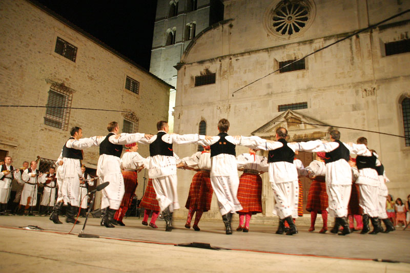 Ansambl Lado (Foto: Marin Gospić)