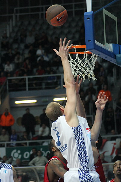 KK Zadar – KK Hapoel Jeruzalem 86-69
