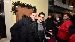 Tisuće Zadrana uživalo na krcatom Narodnom trgu i Tgu Petra Zoranića uz Tomislava Bralića i klapu Intrade Tisuće Zadrana uživalo na krcatom Narodnom trgu i Tgu Petra Zoranića uz Tomislava Bralića i klapu Intrade