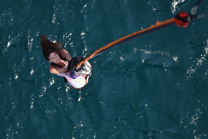 Kandidatkinje za Miss sporta na otvaranju bungee jumping sezone na Masleničkom mostu Kandidatkinje za Miss sporta na otvaranju bungee jumping sezone na Masleničkom mostu