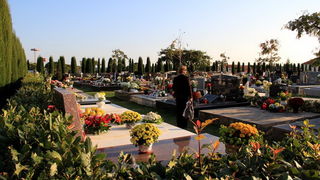 Blagdan Svih svetih na Gradskom groblju Zadar, Foto: Iva Perinčić Blagdan Svih svetih na Gradskom groblju Zadar, Foto: Iva Perinčić