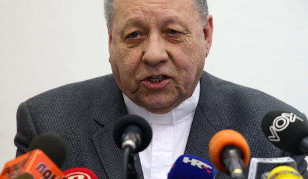 Zadar, 020210.
Ordinarijat Zadarske nadbiskupije . Don Milivoj Bolobanic privremeni upravitelj Zadarskom nadbiskupijom predstavio se novinarima prvi put na novoj funkciji .
Foto: Vladimir Ivanov / CROPIX