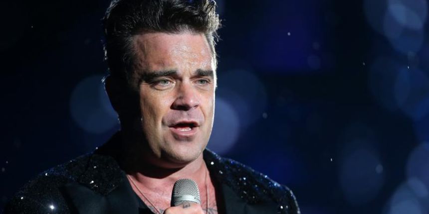 13.08.2013., Zagreb – Britanski pjevac Robbie Williams odrzao je koncert na maksimirskom stadionu u sklopu turneje Take the crown. Photo: Petar Glebov/Pixsell 13.08.2013., Zagreb – Britanski pjevac Robbie Williams odrzao je koncert na maksimirskom stadionu u sklopu turneje Take the crown. Photo: Petar Glebov/Pixsell