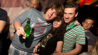 Nakon Porina, Goran Bare i Majke održali su slavljenički koncert u prepunoj Stereo dvorani u Rijeci.