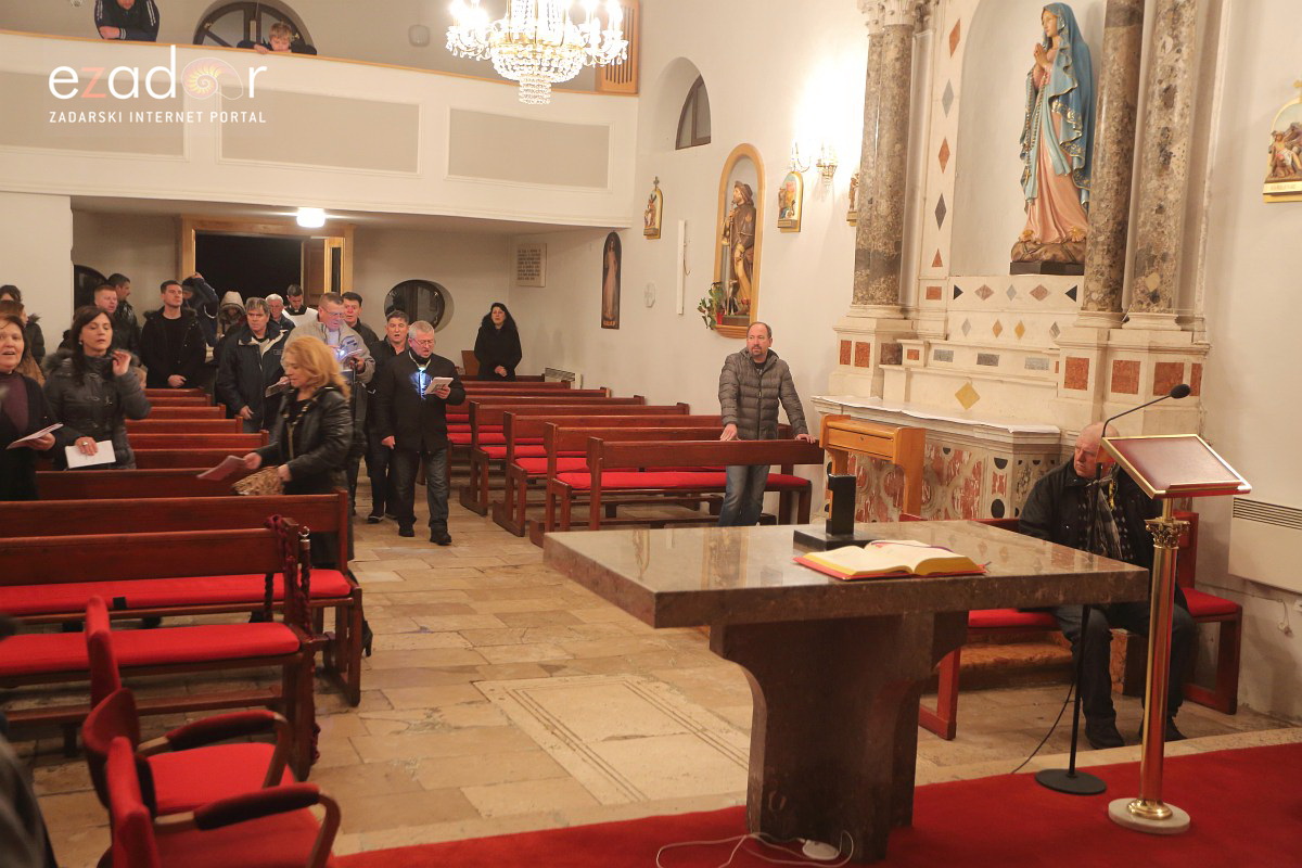 Bibinje: Tradicionalna procesija s Križem na Veliki Petak