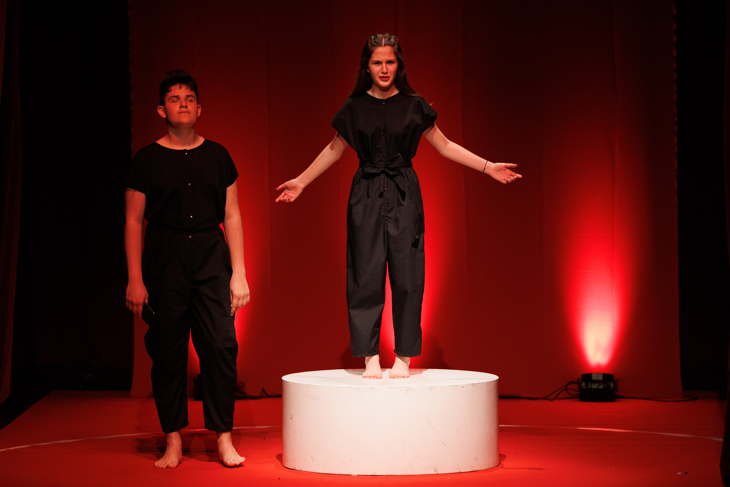 Igrajmo se: Zabranjeno mlađima od 15 strana A