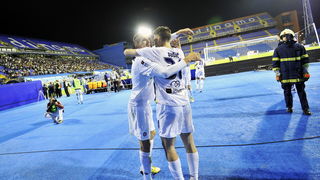 Zagreb, 220513.
Stadion Maksimir.
Uzvratna utakmica 22. finala Hrvatskog nogometnog kupa, Lokomotiva – Hajduk.
Na fotografiji: Slavlje Hajduka.
Foto: Boris Kovacev / CROPIX Zagreb, 220513.
Stadion Maksimir.
Uzvratna utakmica 22. finala Hrvatskog nogometnog kupa, Lokomotiva – Hajduk.
Na fotografiji: Slavlje Hajduka.
Foto: Boris Kovacev / CROPIX