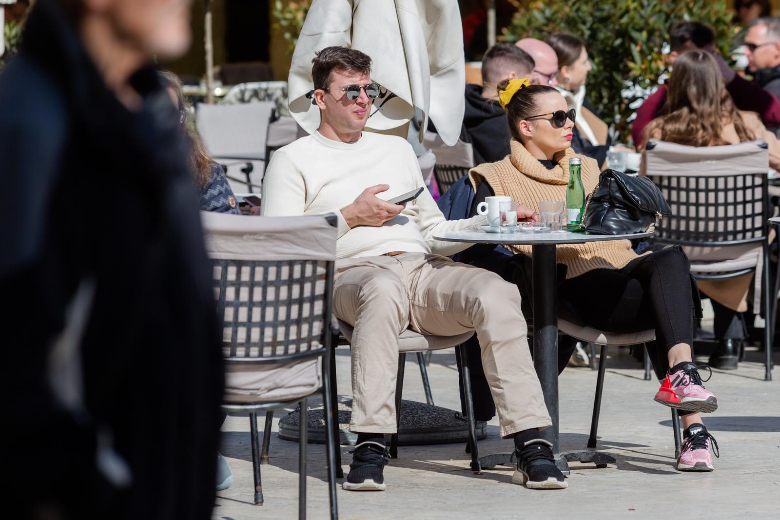 Sunčana nedjelja na zadarskim ulicama