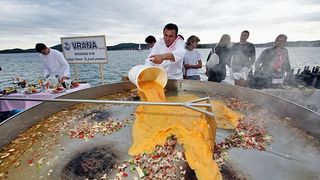 5. Eno-eko-gastro-etno stol (foto: Marin Gospić)