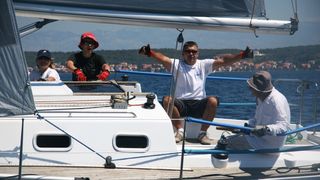 Image 988965 (auto) Image 988965 (auto)