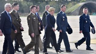 Predsjednica Kolinda Grabar-Kitarović posjetila 93. zrakoplovnu bazu Zemunik. Foto: Dino Stanin/PIXSELL