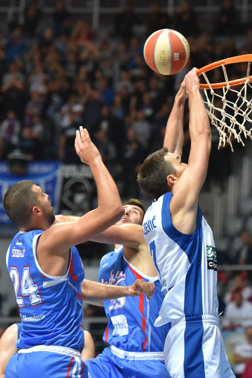 ABA liga, 7. kolo: KK Zadar – KK Igokea 82-76 ABA liga, 7. kolo: KK Zadar – KK Igokea 82-76