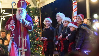 Advent u Zadru: Sveti Nikola razveselio najmlađe Zadrane Advent u Zadru: Sveti Nikola razveselio najmlađe Zadrane