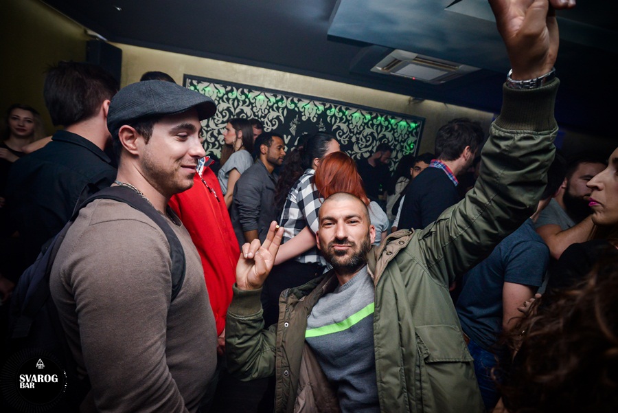 Subotnji party u Svarog baru