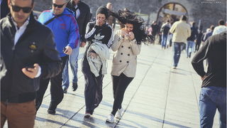 Spektakularna igra valova na zadarskoj rivi 5. studenog 2014.  Foto: Marin Pitton