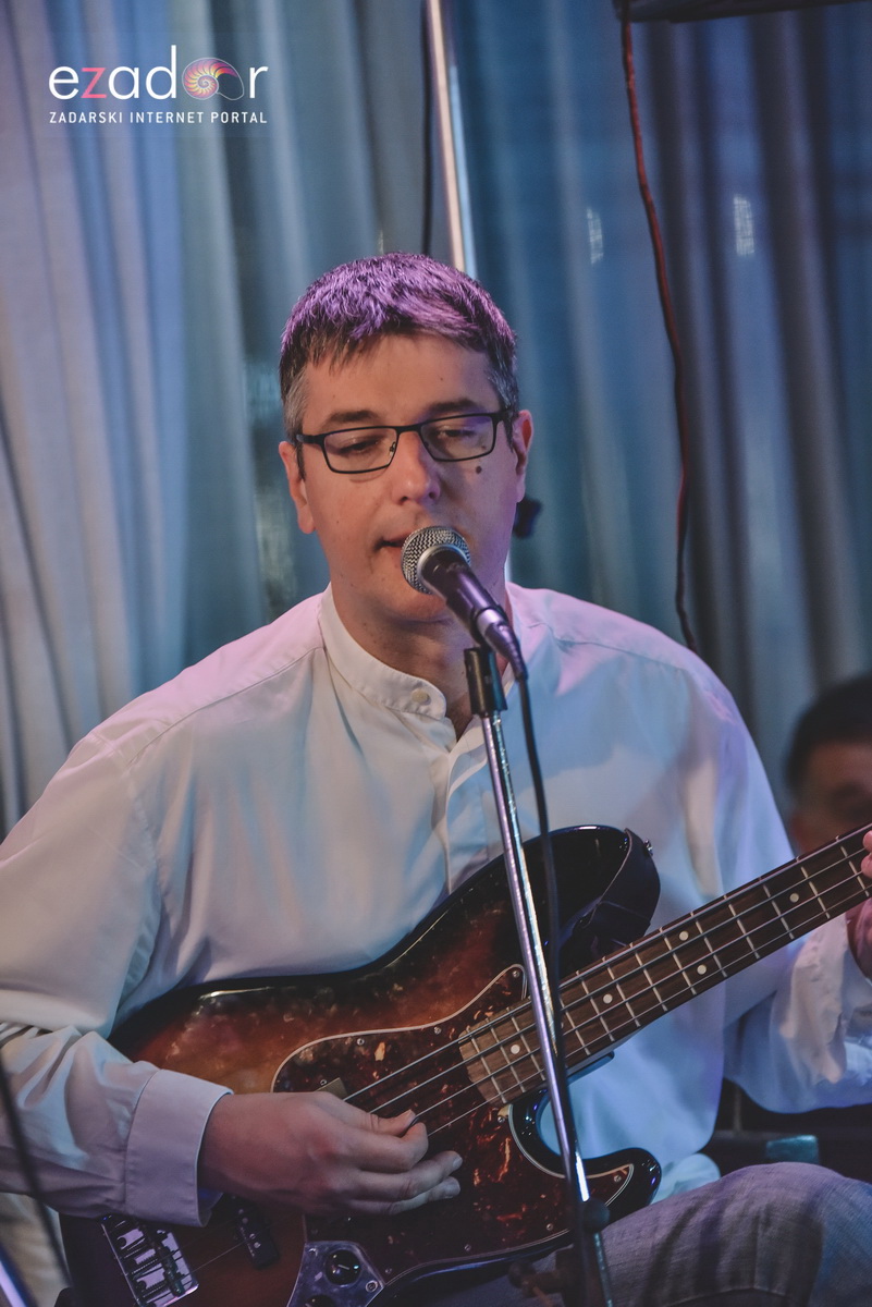 Uskrs u Harbor Cookhouse & Clubu uz klapu Iskon Uskrs u Harbor Cookhouse & Clubu uz klapu Iskon