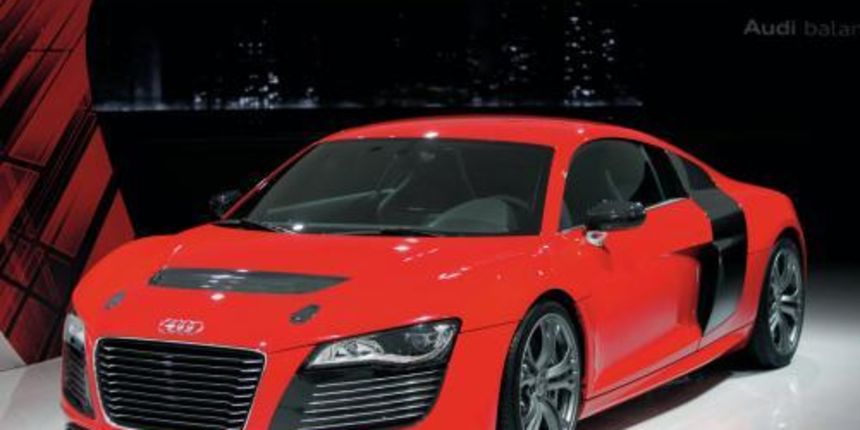 Audi R8 EV E-Tron Prototype / inautonews.com Audi R8 EV E-Tron Prototype / inautonews.com
