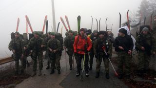 Ivica Kostelić s pripadnicima ZSS i SOD krenuo na osmodnevnu ekspediciju po Velebitu Ivica Kostelić s pripadnicima ZSS i SOD krenuo na osmodnevnu ekspediciju po Velebitu