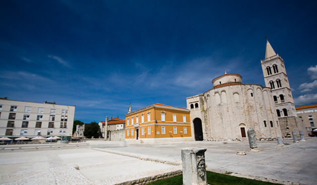 Đir po gradu 2. svibnja 2011., Forum (foto:Saša Čuka)