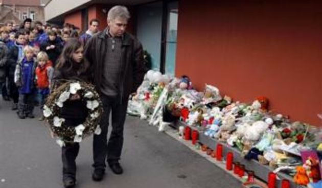 Belgija – povorka sjećanja za žrtve u jaslicama (Foto: AP)