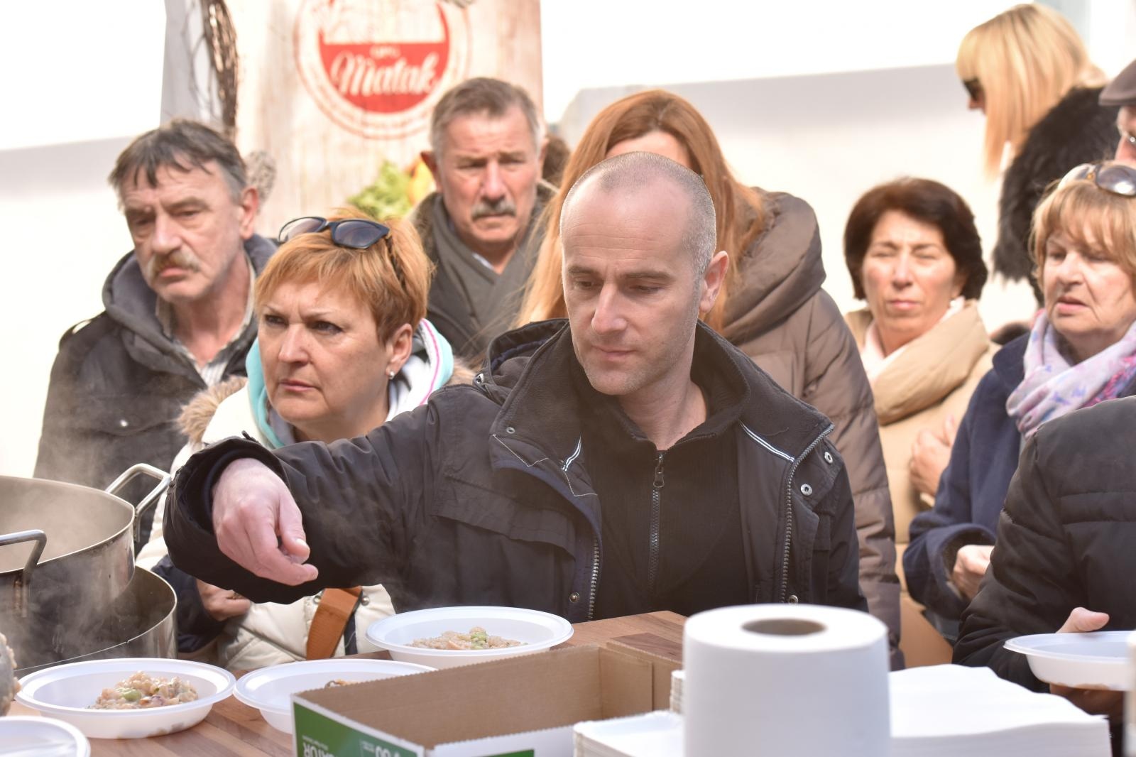 Priprema rižota s plodovima mora u sklopu Tuna, Sushi & Wine Festivala Priprema rižota s plodovima mora u sklopu Tuna, Sushi & Wine Festivala