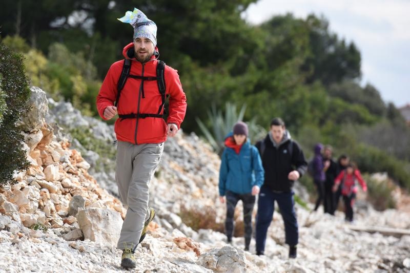 Škraping Tkon otok Pašman 2016. Foto: Dino Stanin/PIXSELL