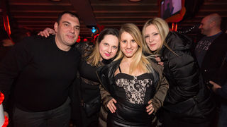 Doček 2017: Najluđa noć na zadarskom Poluotoku privukla više tisuća Zadrana i gostiju Doček 2017: Najluđa noć na zadarskom Poluotoku privukla više tisuća Zadrana i gostiju