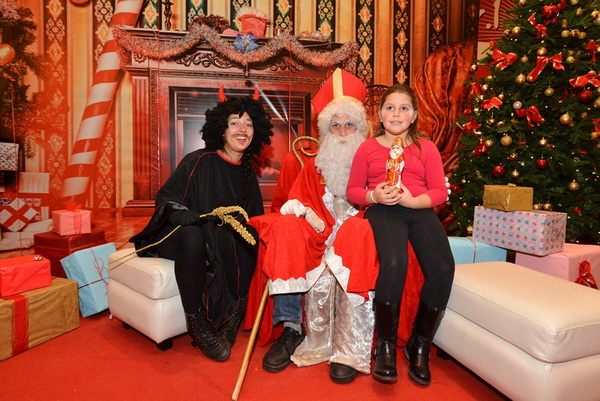 Sveti Nikola u Supernova centru 6. prosinca 2016.  Foto: Iva Perinčić