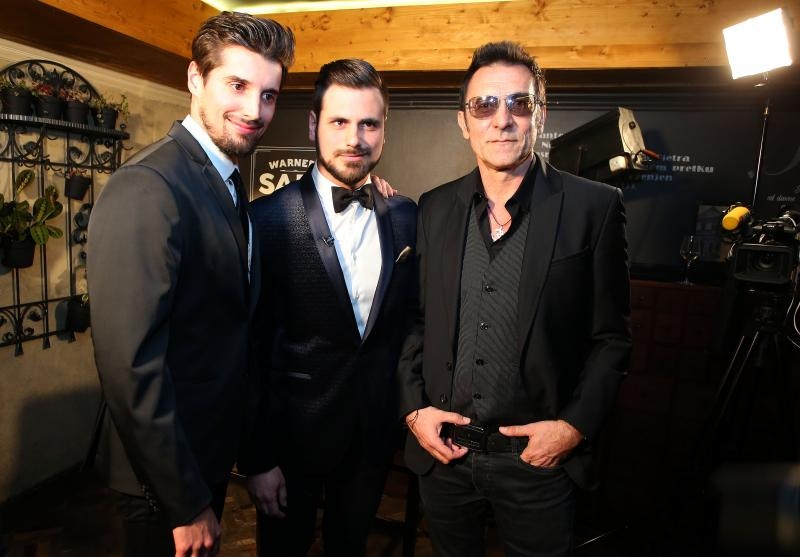 2CELLOS održali promociju novog albuma “Score” u kavani Johann Franck 2CELLOS održali promociju novog albuma “Score” u kavani Johann Franck