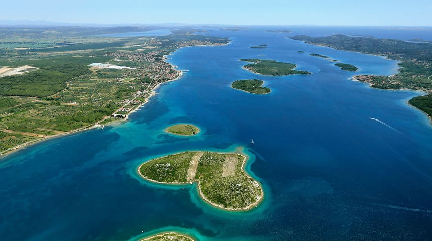 Galešnjak, Babac, Turanj, Sv. Filip i jakov, Biograd na Moru, Pašman, Tkon iz zraka Galešnjak, Babac, Turanj, Sv. Filip i jakov, Biograd na Moru, Pašman, Tkon iz zraka