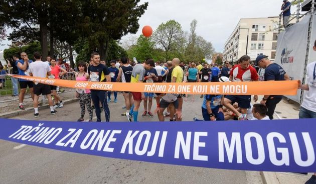 Zadar: Okupljanje natjecatelja prije sportske utrke Wings for life world run 2015., Photo: Dino Stanin/PIXSELL