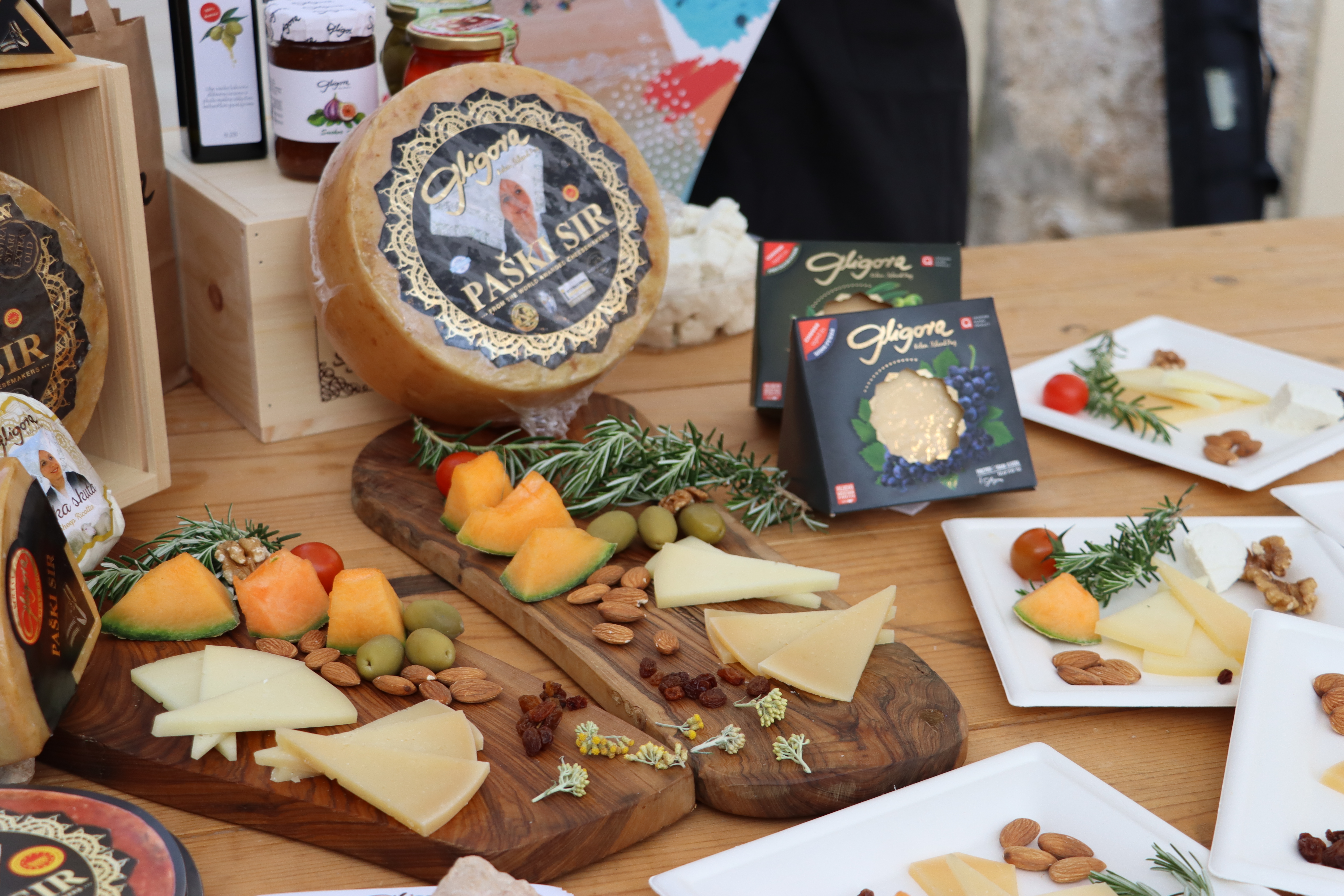 MarsOvca je novi projekt novaljske gastronomije koji na tron diže pašku ovcu