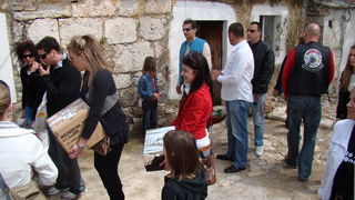 Humanitani uskrsni konvoj Zadar – Oklaj