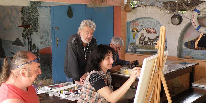 U sklopu Županijskih danas u Banju na otoku Pašmanu od 29. travnja do 4. svibnja odvija se Međunarodna likovna kolonija Banj 2013., koja se ove godine održava za redom već po četvrti put