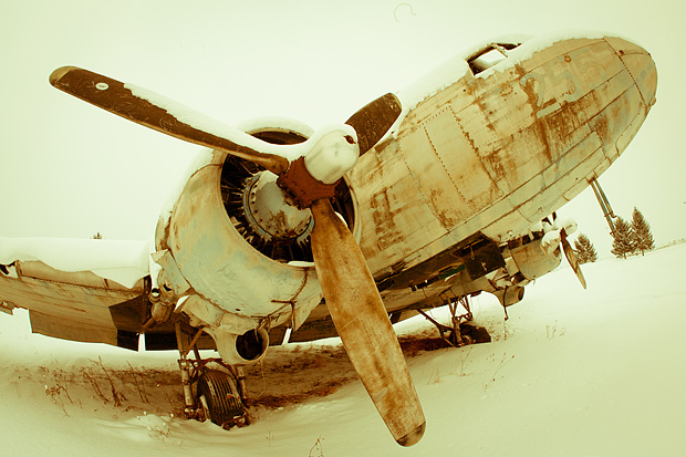 Priča zaboravljenog aviona u Otočcu, foto: Leo Banic