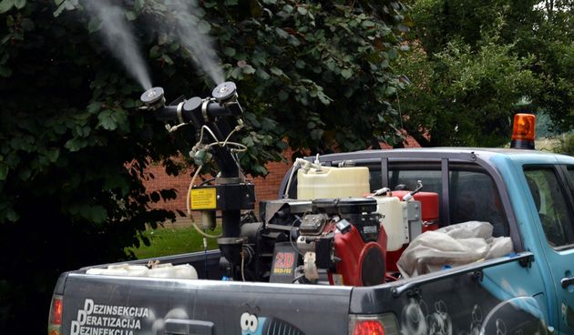 Zaprašivanje protiv komaraca