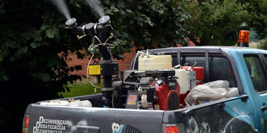 Zaprašivanje protiv komaraca