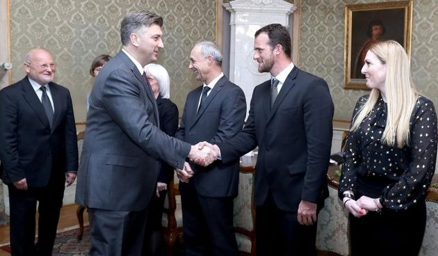 Andrej Plenkovic sastao se u Banskim dvorima s izaslanstvom Hrvatskog olimpijskog odbora, na celu s predsjednikom Zlatkom Matesom